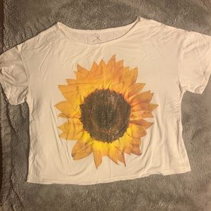 Life Clothing Co size Small Sunflower crop tee